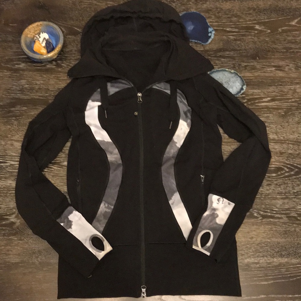 Lululemon Two-Way Zip Black Hoodie w/ Thumb Holes